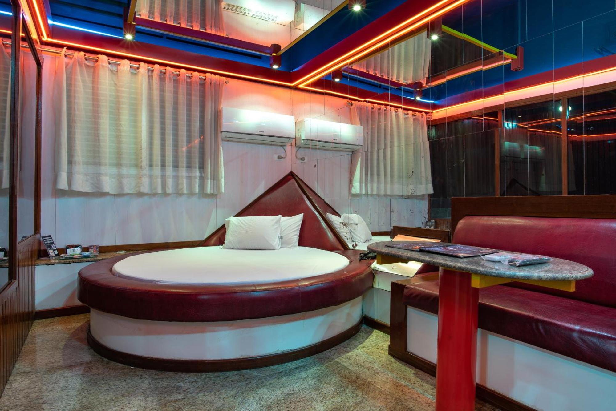 Motel Fantasy 5 Белу-Оризонти Экстерьер фото