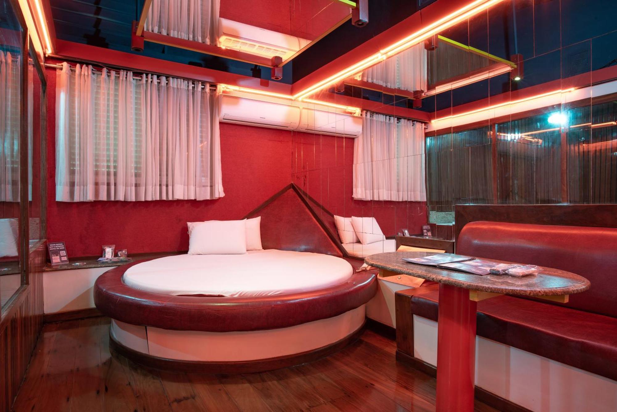 Motel Fantasy 5 Белу-Оризонти Экстерьер фото