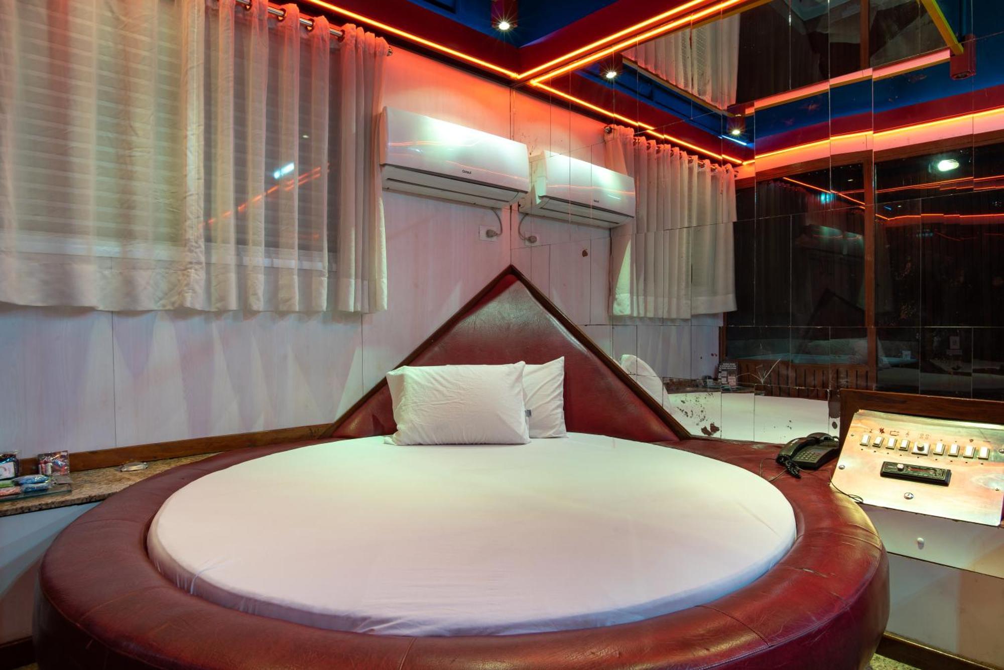 Motel Fantasy 5 Белу-Оризонти Экстерьер фото