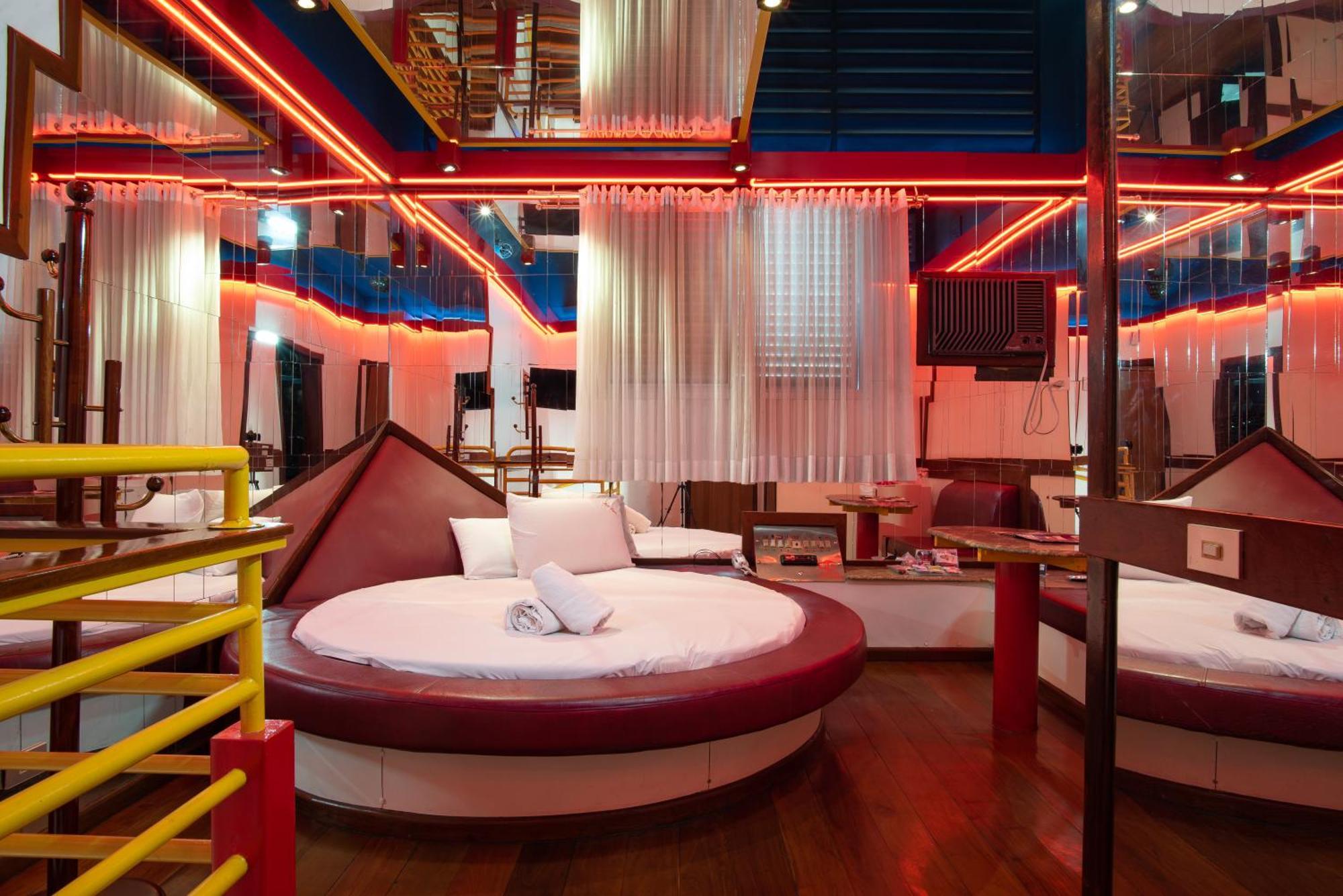 Motel Fantasy 5 Белу-Оризонти Экстерьер фото
